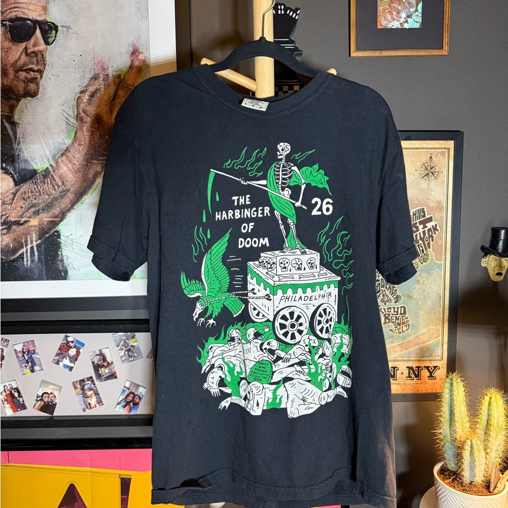HEAVY SLIME SAQUAN HARBINGER TEE
